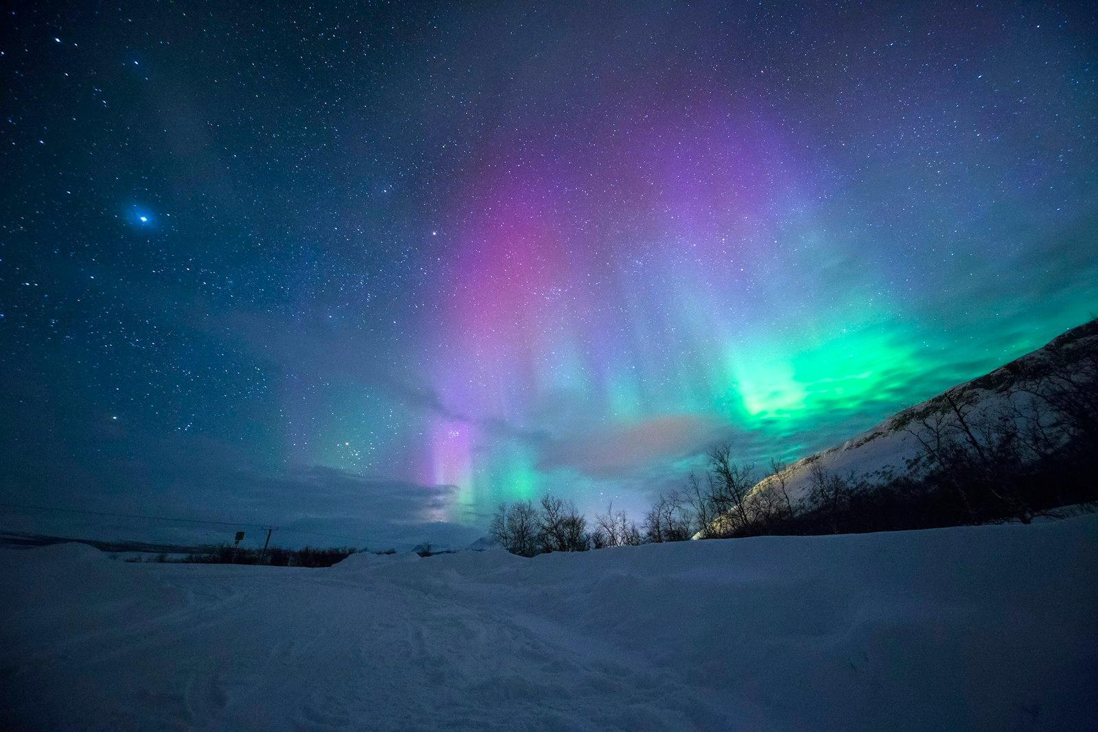 Amazing Light Display From Mother Nature, Very Hum jigsaw puzzle preview