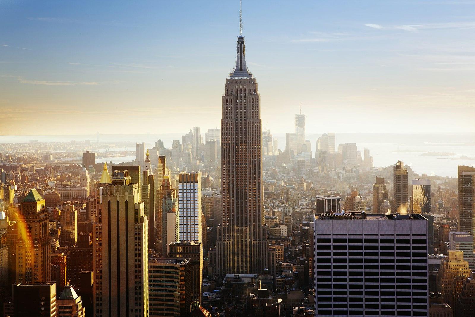 Bright Manhattan Skyline jigsaw puzzle preview