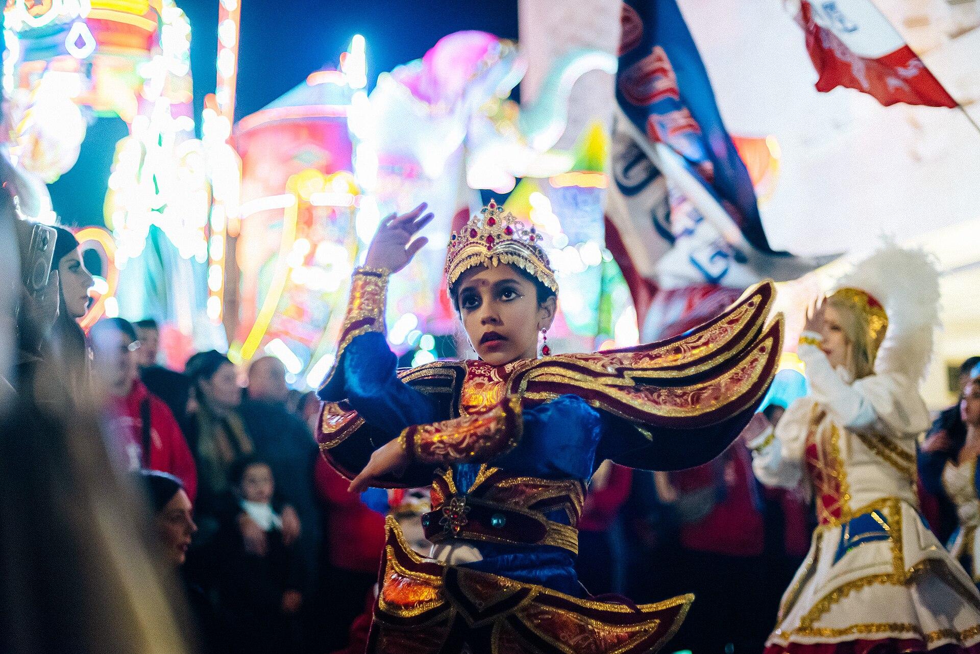 Carnival Dancer jigsaw puzzle preview