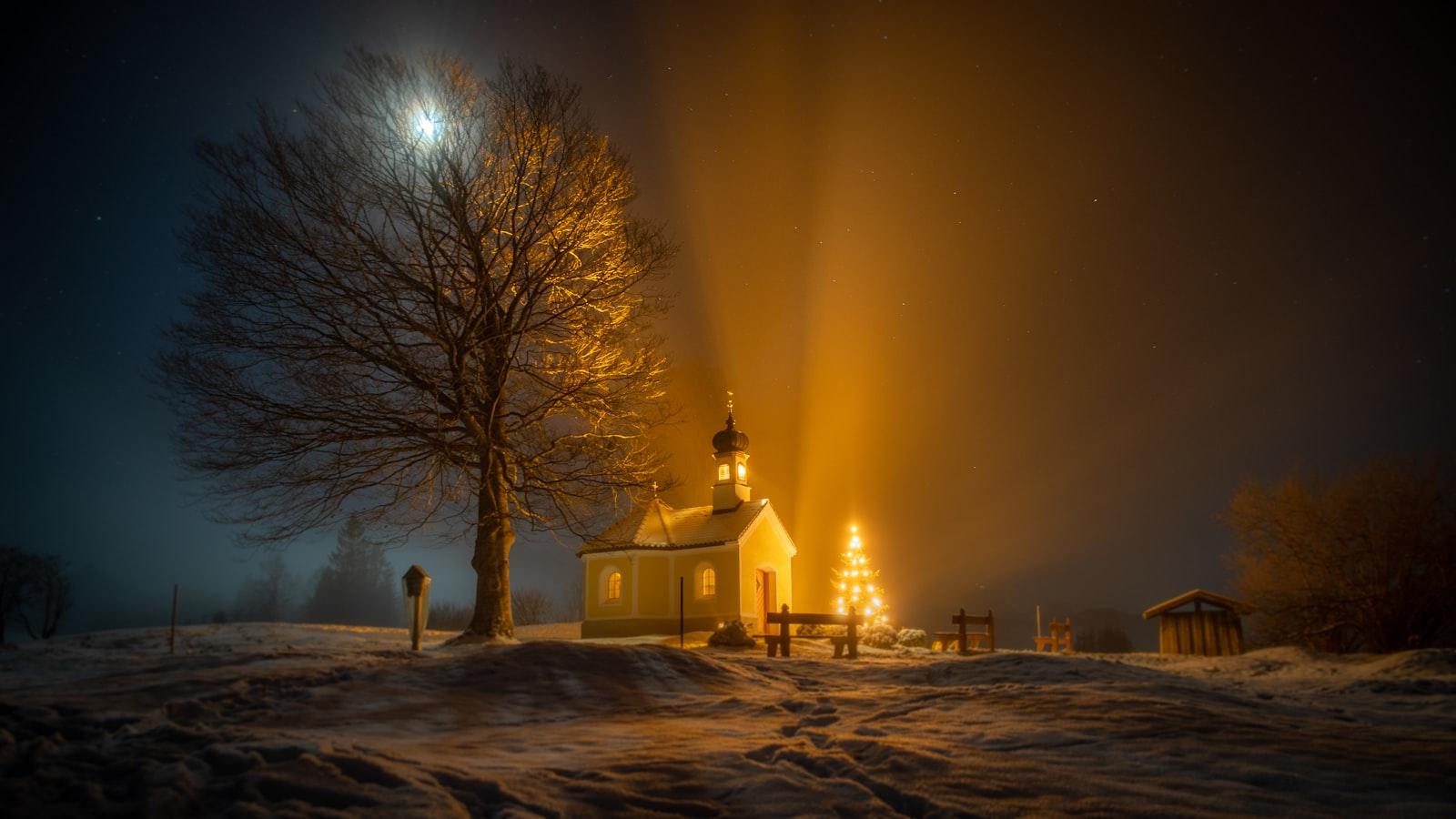 Christmas And The Magic Of Winter jigsaw puzzle preview