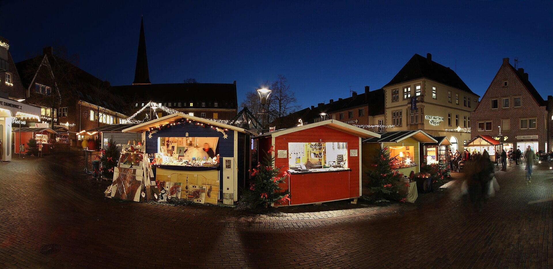 Christmas Market jigsaw puzzle preview