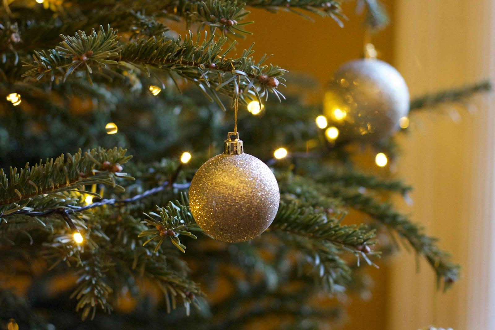 Christmas Tree Bauble jigsaw puzzle preview