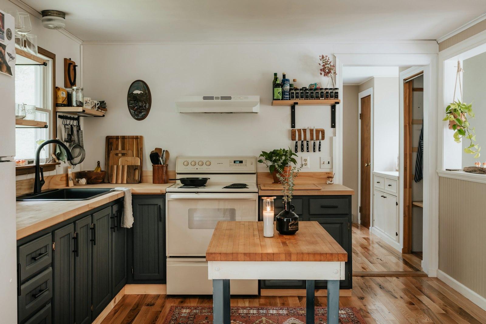 Cottage Kitchen 2/2 (IG: @Clay.Banks) jigsaw puzzle preview
