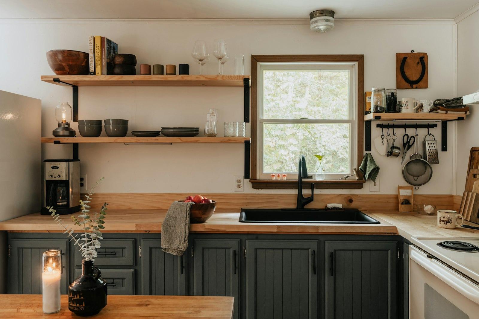 Cottage Kitchen (IG: @Clay.Banks) jigsaw puzzle preview