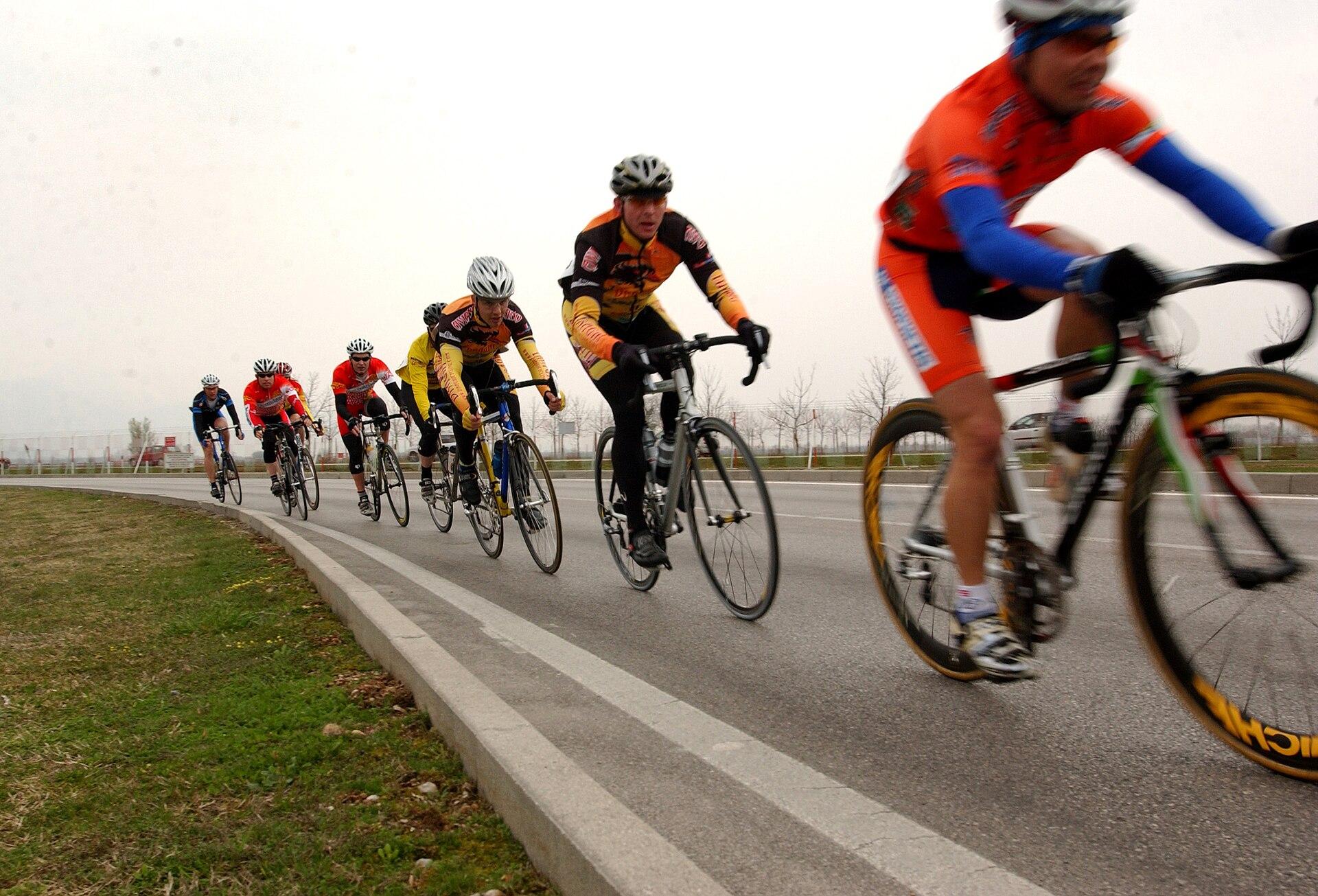 Cyclists in the Mountains jigsaw puzzle preview