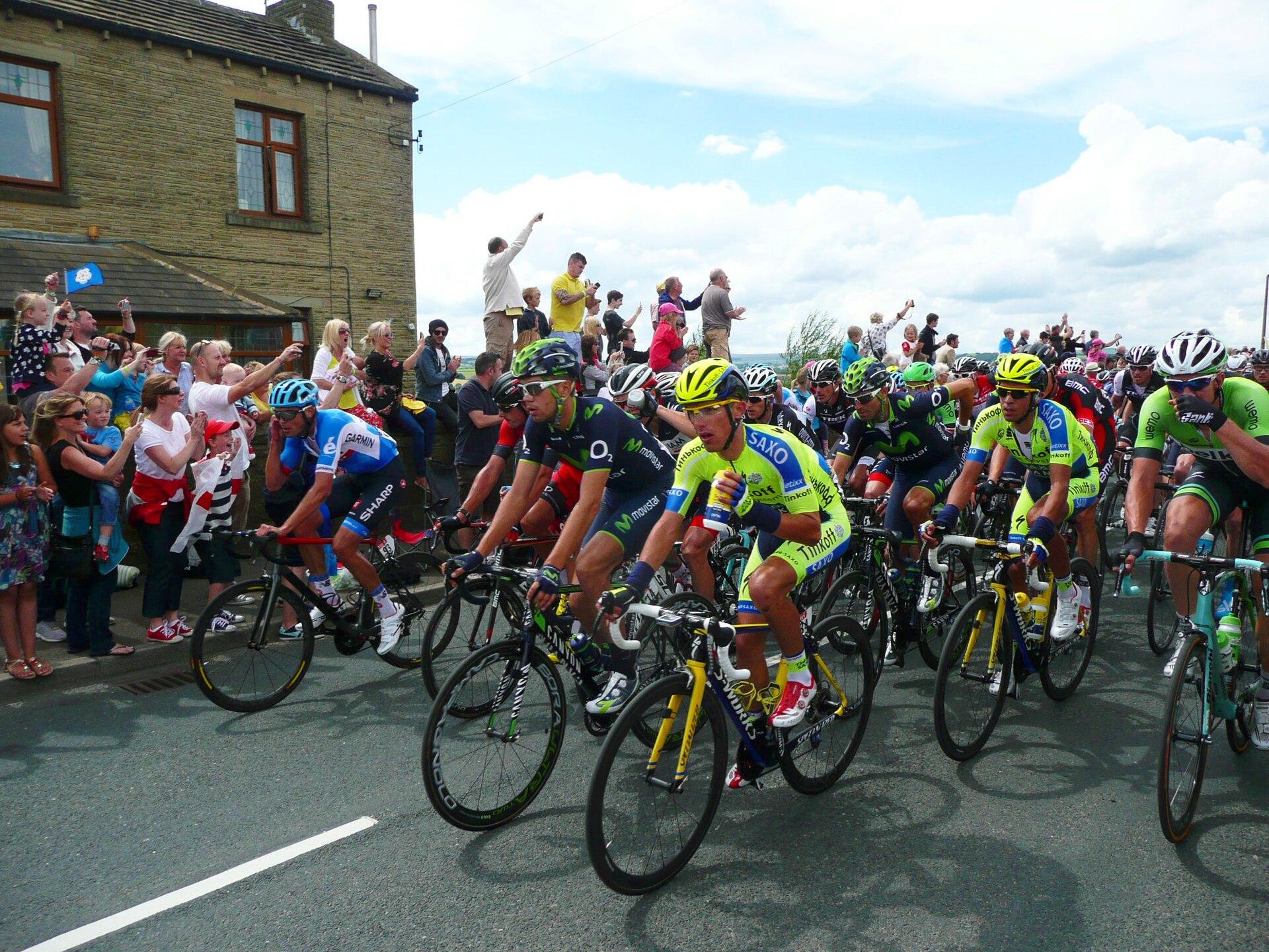 Cyclists Peloton jigsaw puzzle preview