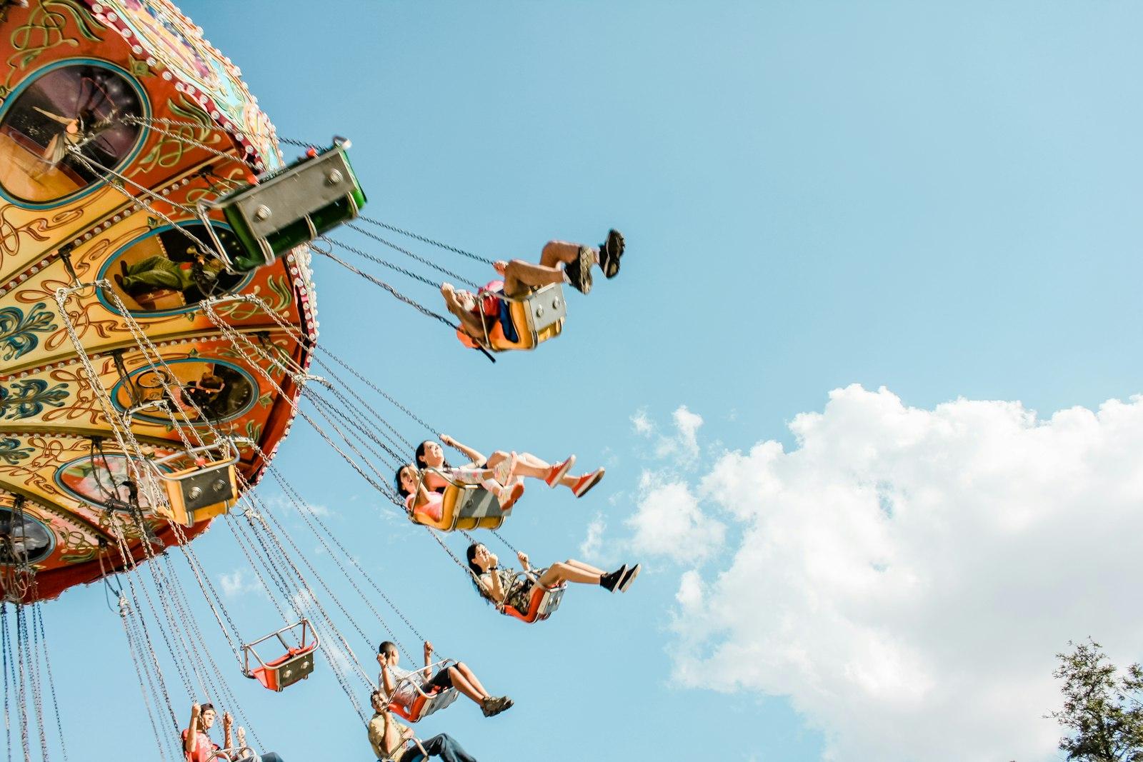 Flying jigsaw puzzle preview
