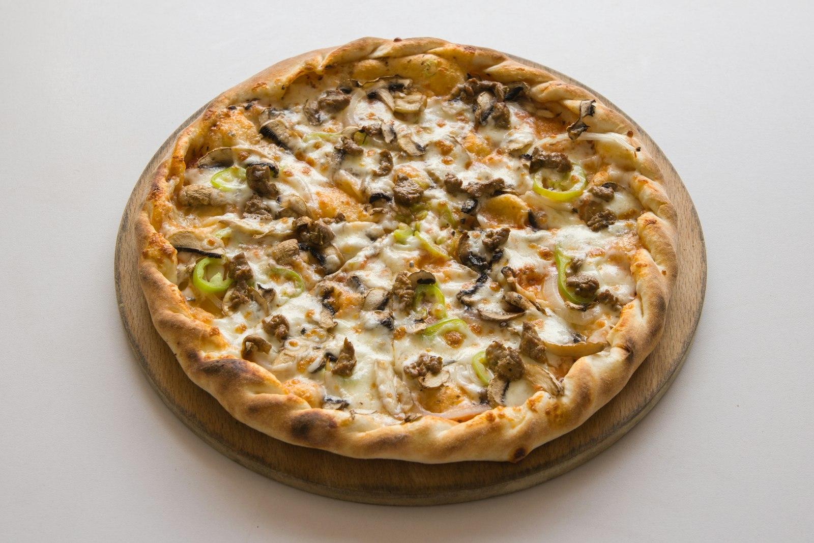 Fresh Italian Pizza Out Of The Oven jigsaw puzzle preview