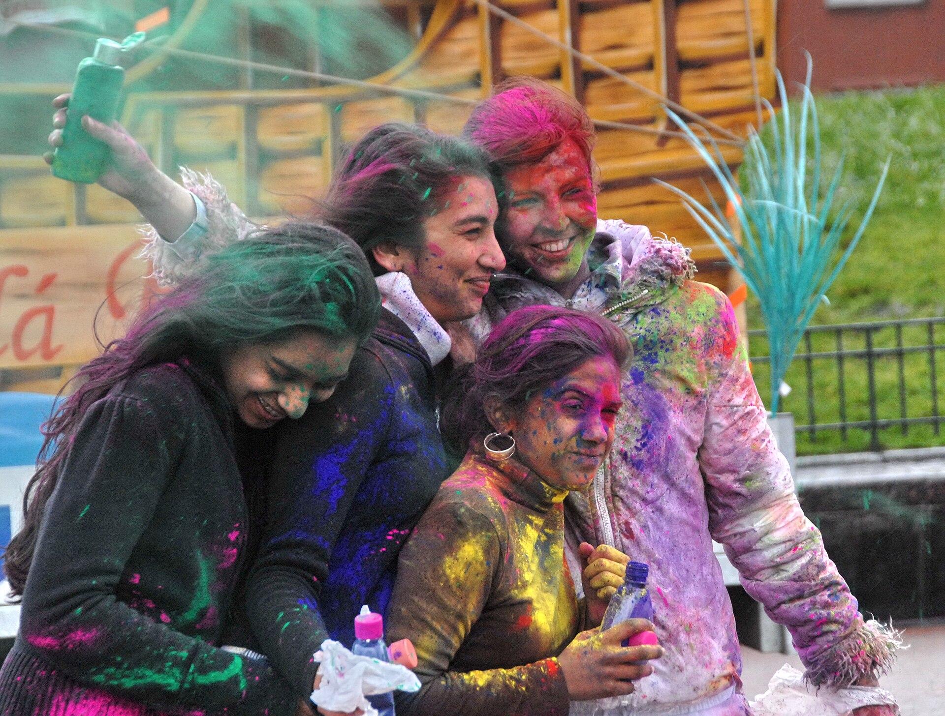 Holi Festival Colors jigsaw puzzle preview