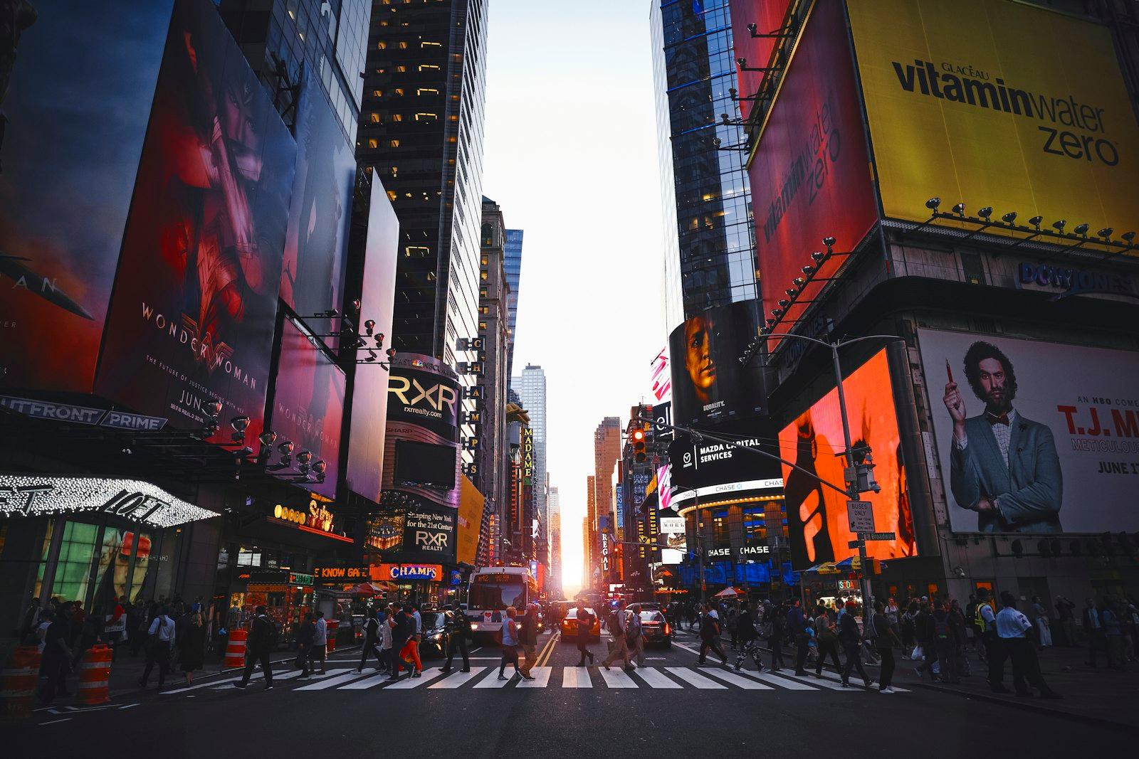 Manhattanhenge On Times Square jigsaw puzzle preview