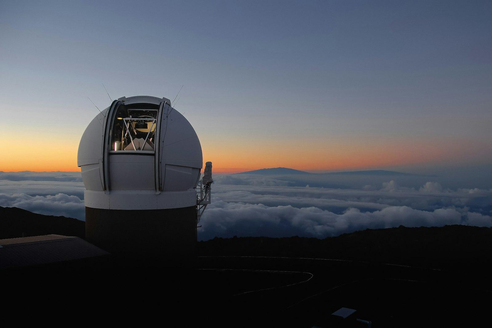 Pan-STARRS Observatory Caption: The Pan-STARRS Obs jigsaw puzzle preview