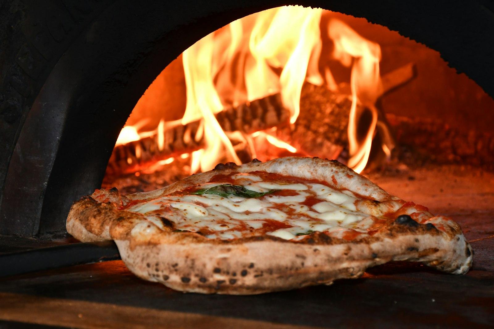 Pizza Napoletana jigsaw puzzle preview