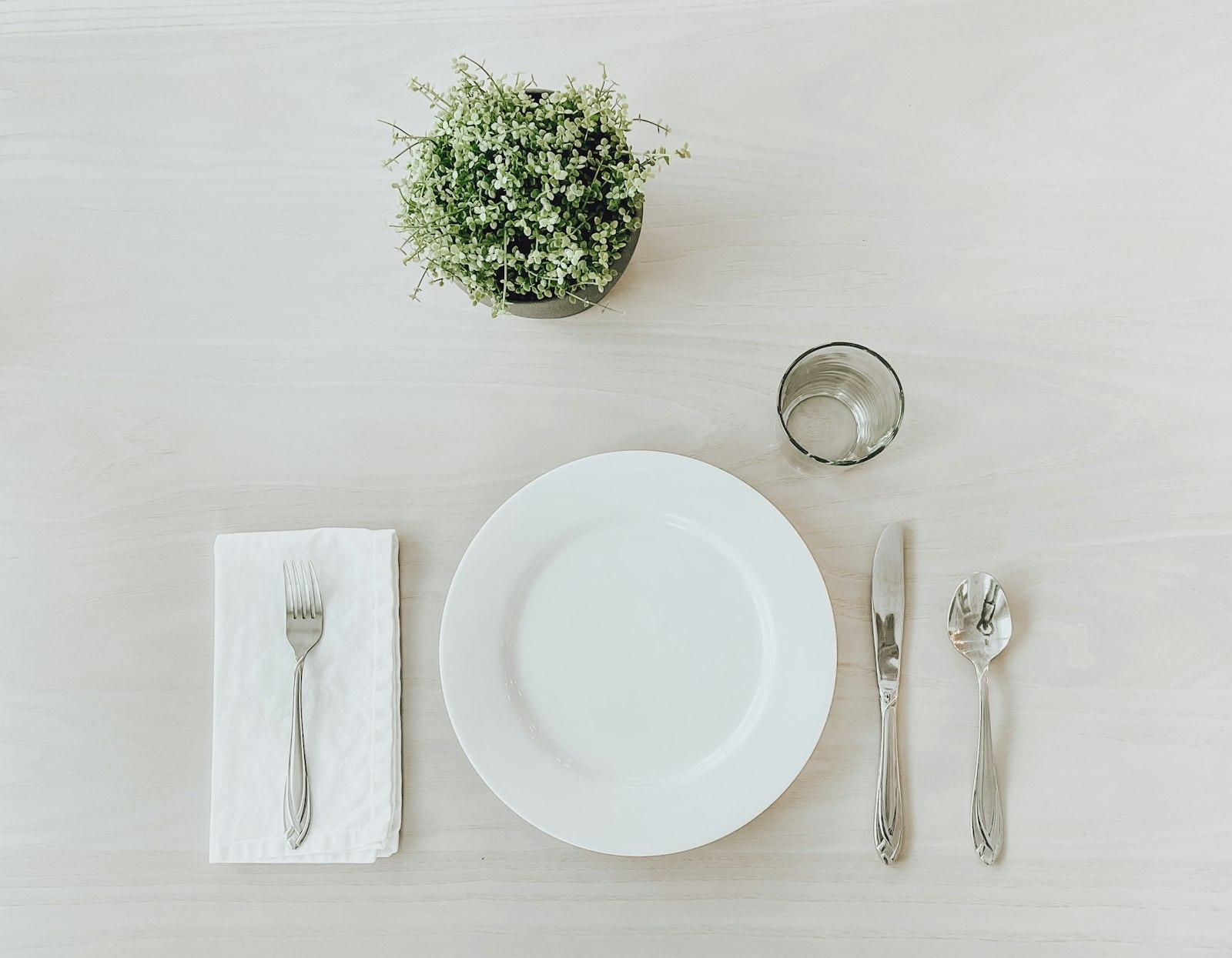 Place Setting Featuring White Round Plate And Silv jigsaw puzzle preview