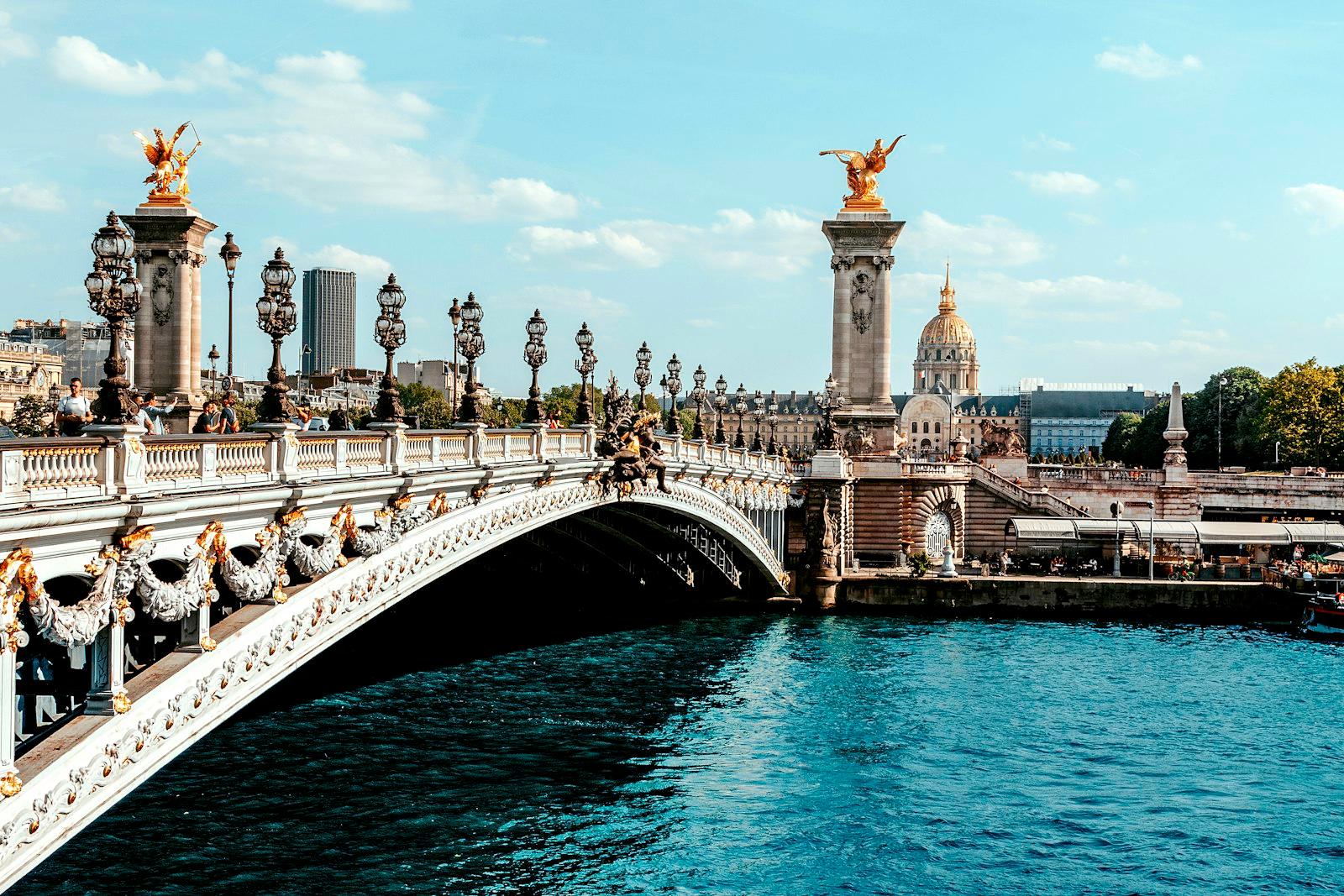 Pont Alexander III - A Marvel Of 19th Century Desi jigsaw puzzle preview