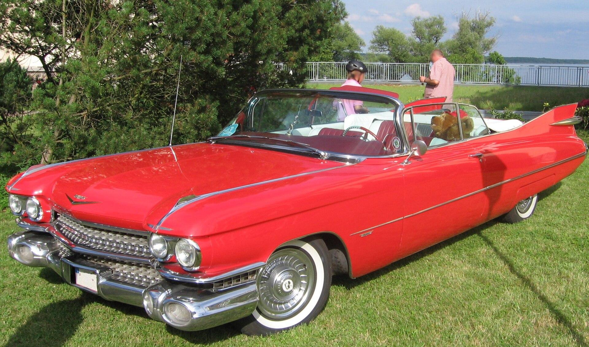 Red Convertible jigsaw puzzle preview