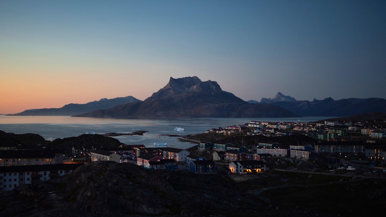 Sermitsiaq, The Iconic Mountain Located In Nuuk, G jigsaw puzzle preview