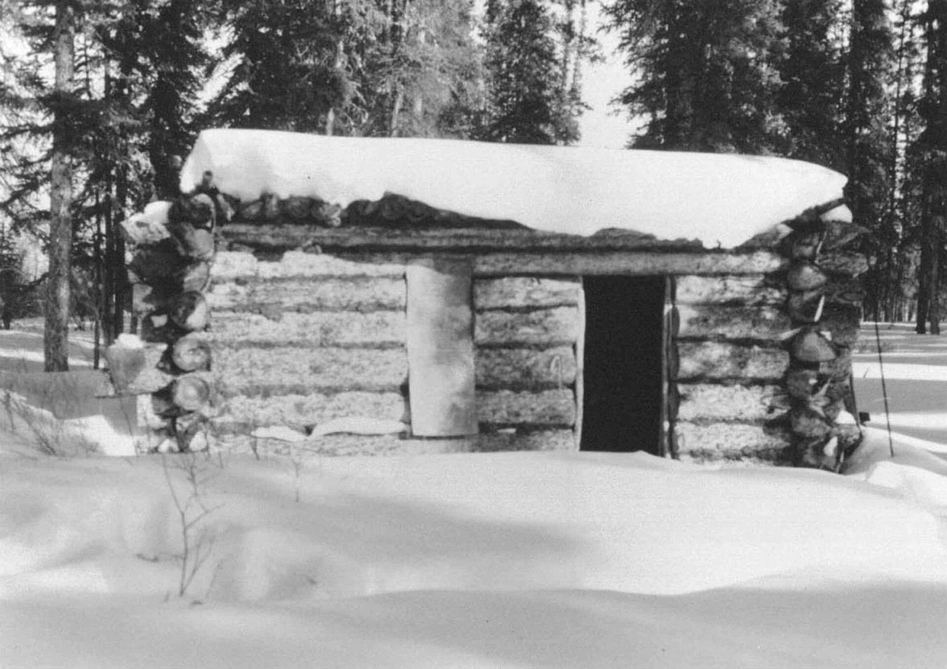 Snow-Covered Cabin jigsaw puzzle preview