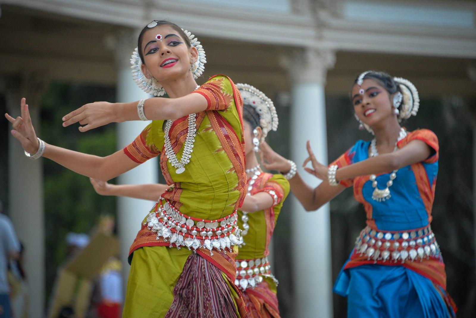 Three Woman Performing Traditional Dance jigsaw puzzle preview