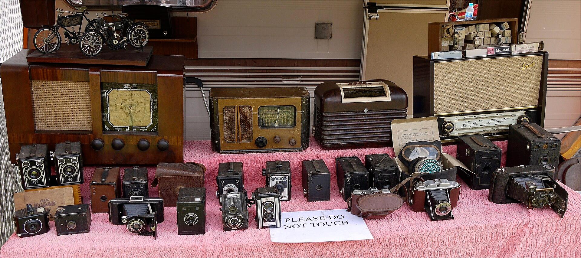 Vintage Cameras jigsaw puzzle preview