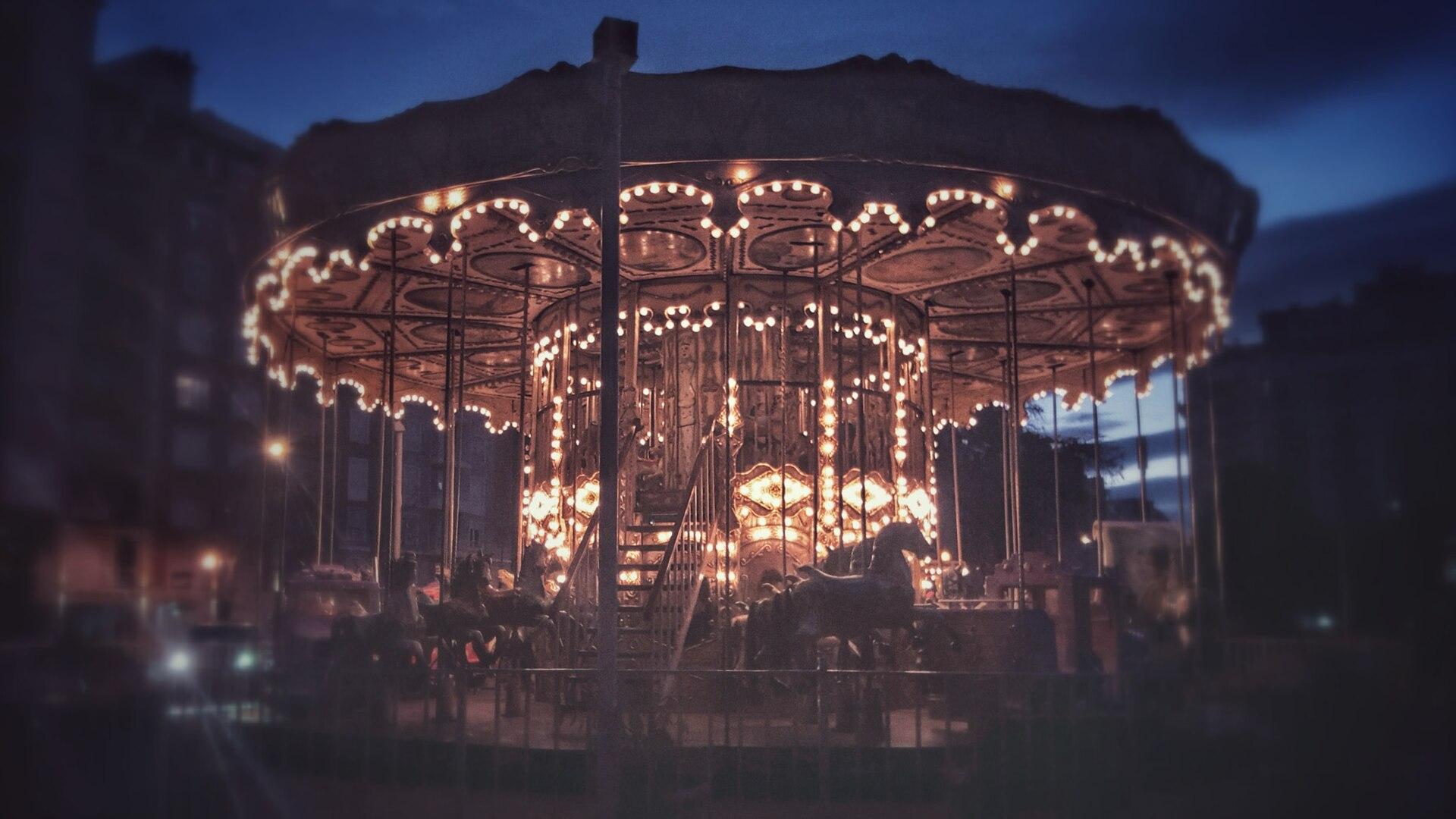 Vintage Carousel Lights jigsaw puzzle preview