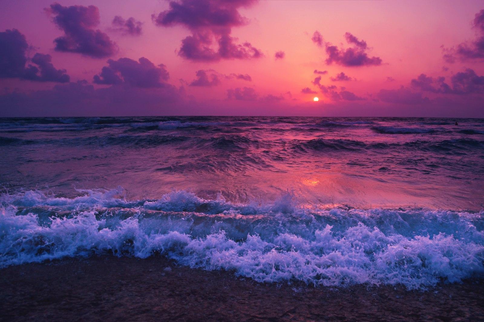 Waves jigsaw puzzle preview